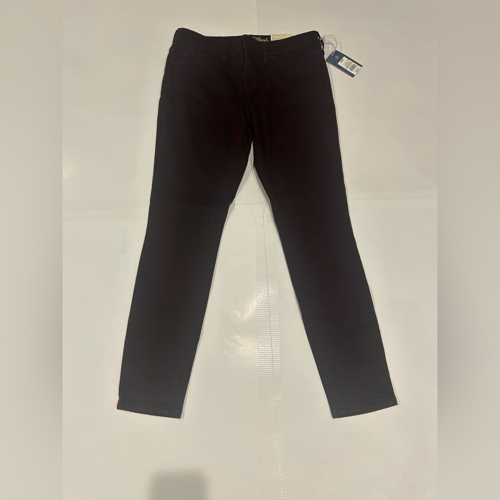 Universal Thread Mid Rise Skinny Jeans Women’s 6/28 Purple